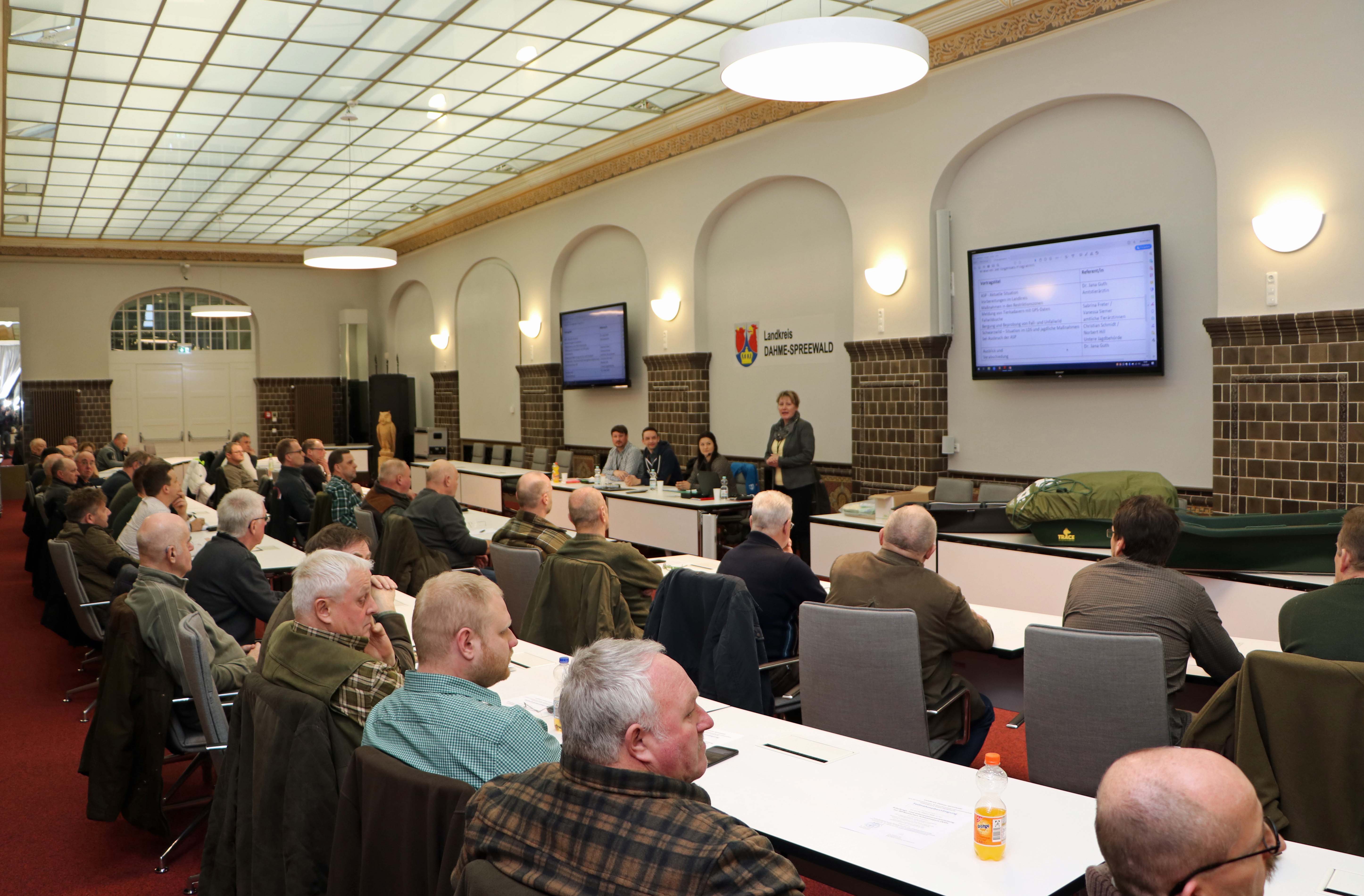 Jägerschulung zur Afrikanischen Schweinepest