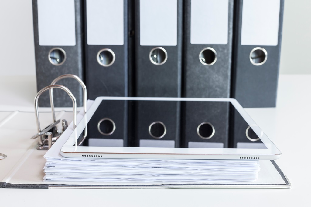 Kreisverwaltung bietet erste digitale Behördengänge an (Foto: Alexander Limbach – stock.adobe.com)