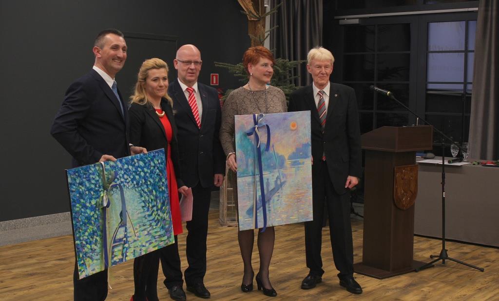 (v.l.n.r.) Landrat J. Frackowiak, LDS-Europareferentin P. Kleiner, Landrat Stephan Loge, D. Gorzelniak, BM von Siedlez und LDS-Kreistagsvorsitzender M. Wille Foto: Katarzyna Luczak
