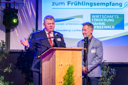 Zu sehen sind Impressionen vom gemeinsamen Frühlingsempfang 2026 des Landkreises Dahme-Spreewald und der Wirtschaftsförderungsgesellschaft Dahme-Spreewald mbH.