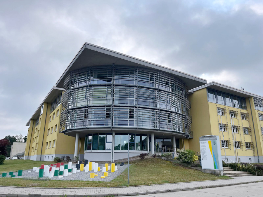 Zu sehen ist der Verwaltungsstandort Beethovenweg 14 in Lübben (Spreewald).