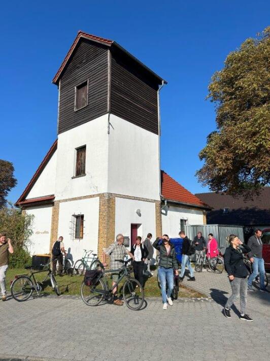 Kreiswettbewerb Unser Dorf hat Zukunft Löpten 2024 Besichtigung der alten Feuerwehr in Löpten.