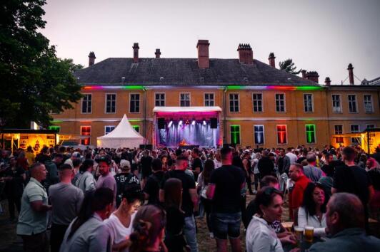 aquamediale 15 Sommernachtstraum Schloss Golßen