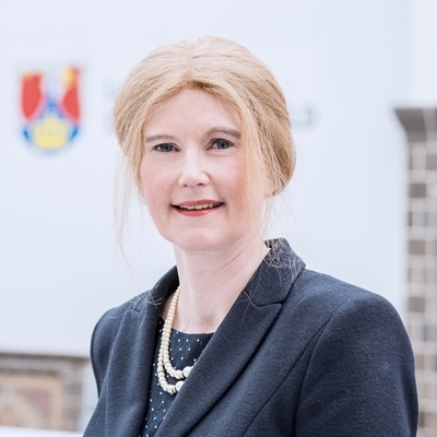 Auf dem Bild ist die Person Susanne Rieckhof zu sehen.