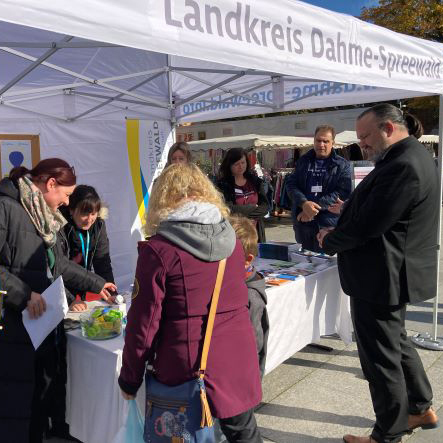 Momentaufnahmen vom Tag der seelischen Gesundheit in Lübben, am Stand des Landkreis Dahme-Spreewald.