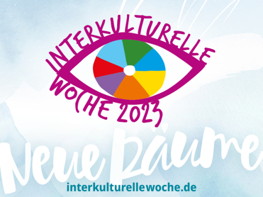 Sie sehen das offizielle Logo zur Interkulturellen Woche 2023.